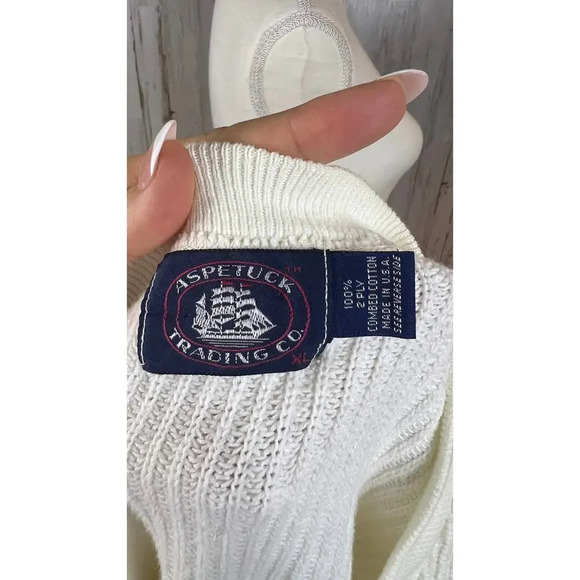 Vintage Aspetcuk Trading Co. Women's‎ XL White V-Neck Knit Pullover Sweater - Picture 7 of 7